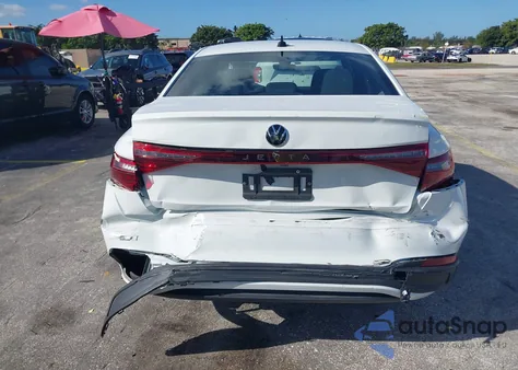 2025 Volkswagen Jetta 1.5T Sport из США, поврежденный, VIN 3VWBX7BU3SM010113